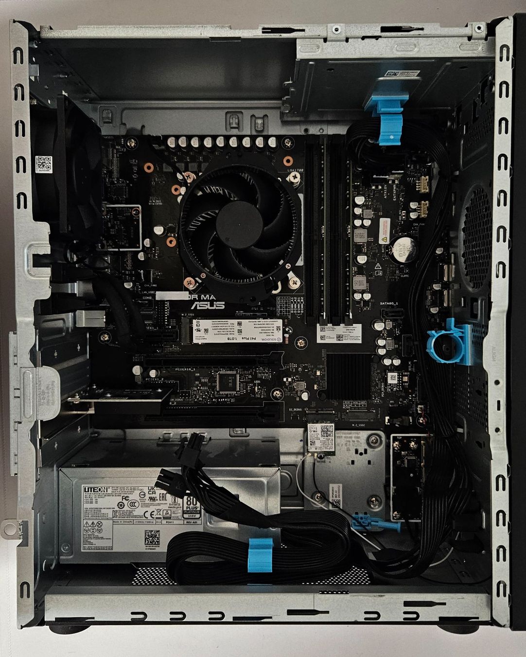 Asus PCs: ASUS Expert Center D9 – Gebraucht aus Zürich von Sailor21 4