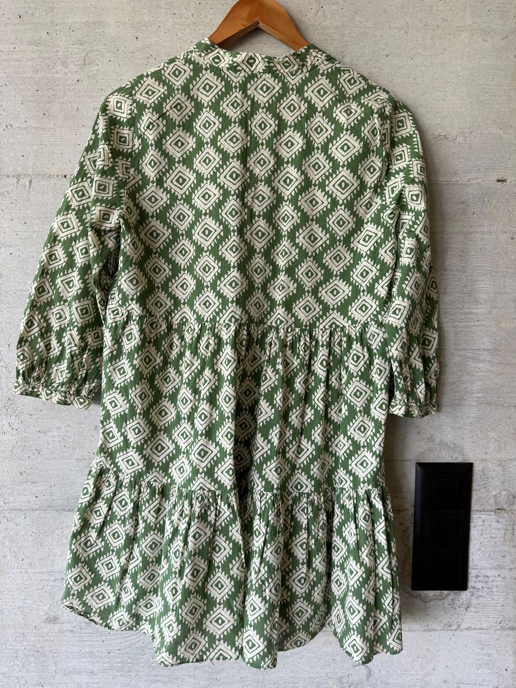 Zara Robes: Zara Sommerkleid – D'occasion à St-George par alaixee 4