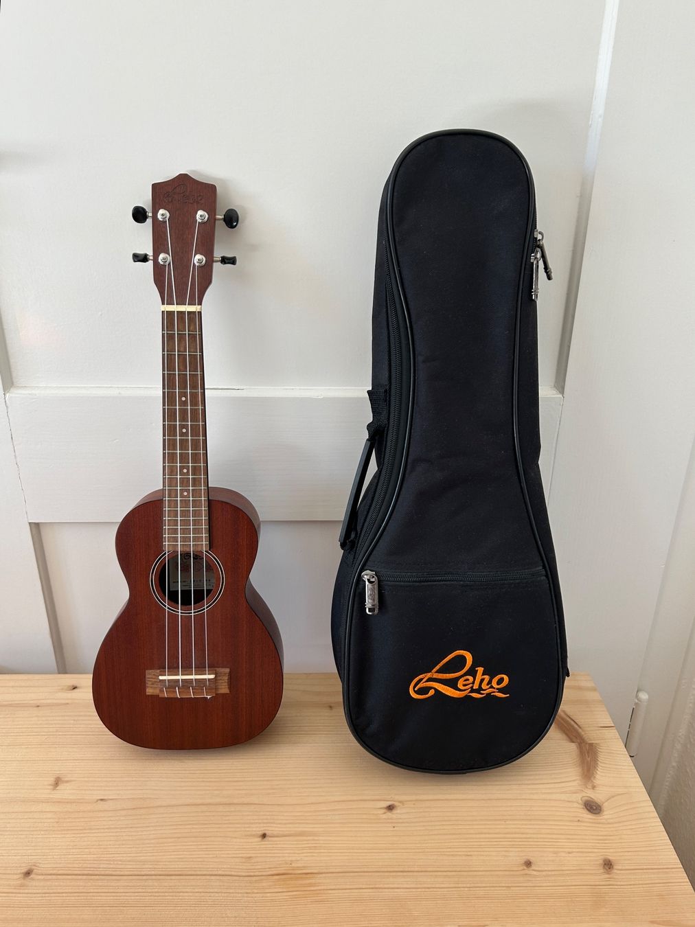 Strumenti musicali: Ukulele – Usato da Winterthur venduto da jul_6l9p