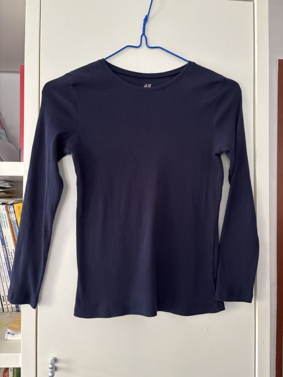 H&M T-shirts: H&M basic organic coton – D'occasion à Baden par frb_2cjk