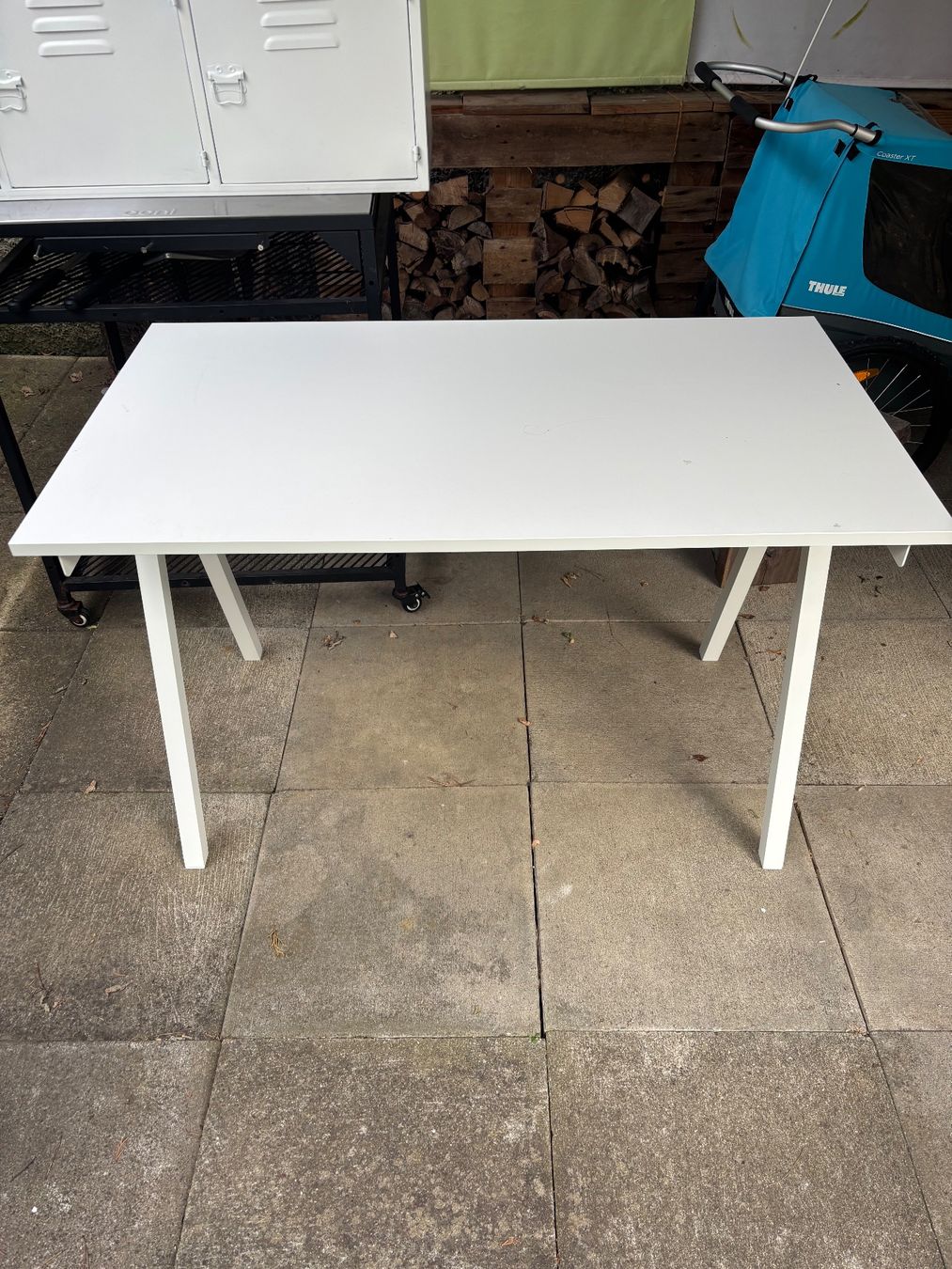 Ikea Tische: Bürotisch – Gebraucht aus Winterthur von Diana_1993_