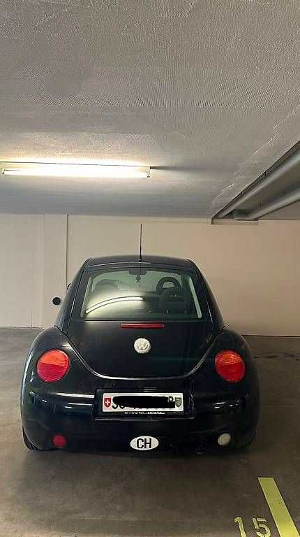Autos: Schwarzer VW Beetle  – D'occasion à Plons par sin_wfy5 2