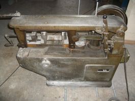 Antike Bügelsäge, Bandsäge, Vintage Werkstatt, Oldtimer Deko