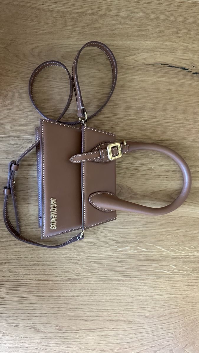 Jacquemus Taschen für Damen: Handtasche Jacquemus – Gebraucht aus Reinach AG von dor_fk8z 2