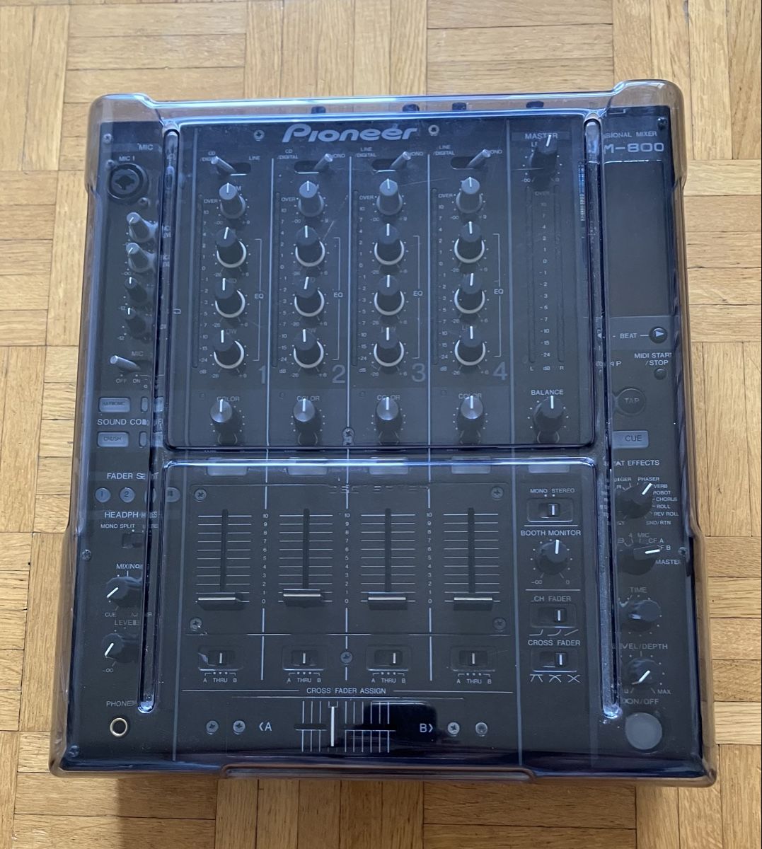 Pioneer Console di mixaggio: Pioneer DJM 800 mixer – Usato da Zürich venduto da jacjacjackyy 1
