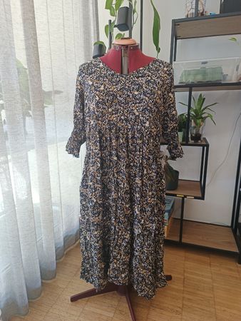 Kleid KAFFE geblümt Grösse 42 guter Zustand
