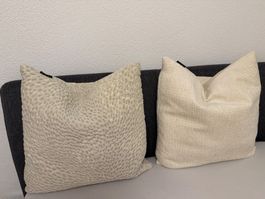 2 GUPI Zierkissen mit Inhalt 50x50 cm, neu