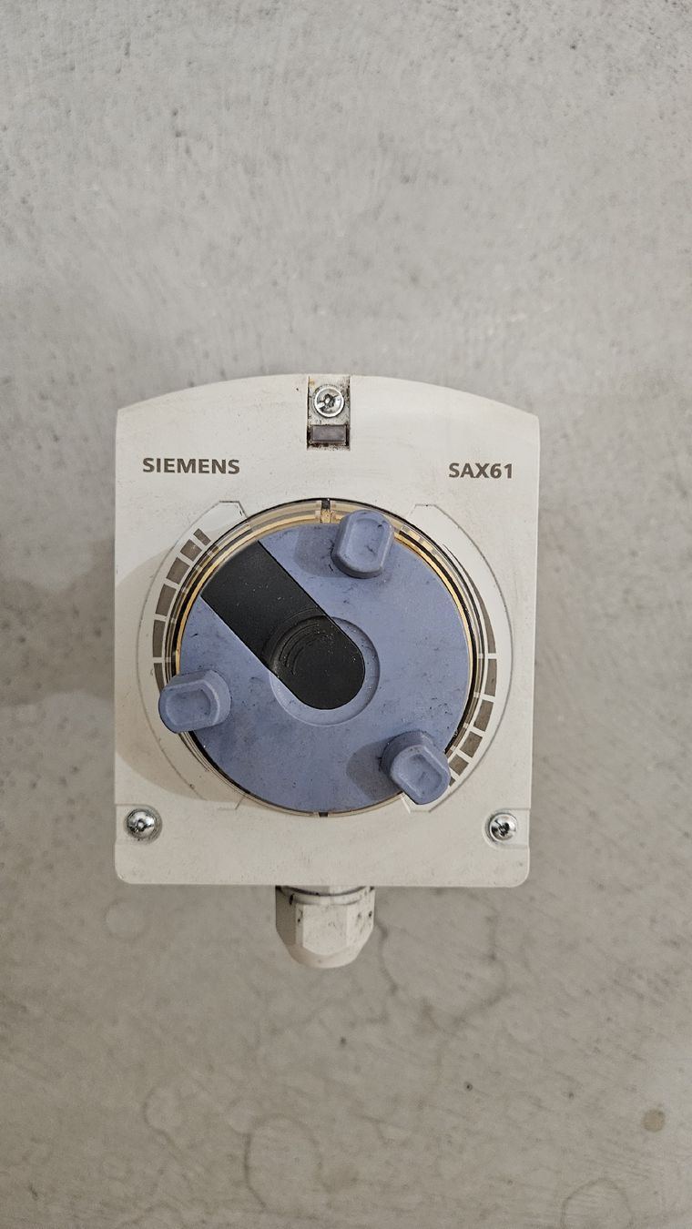 Siemens Unità & Adattatore: Siemens Mischventil – Usato da Schaan venduto da xenon2790 1