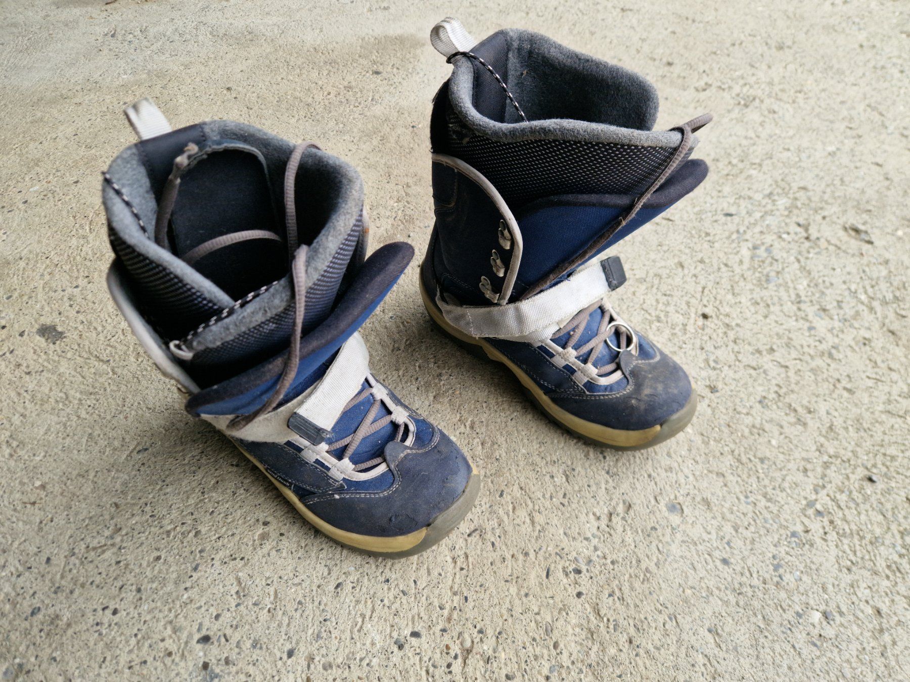 Board: Snowboard F2 mit Softbindungs Schuhen Grösse EU 44 – Difettoso da Weinfelden venduto da seetern 5