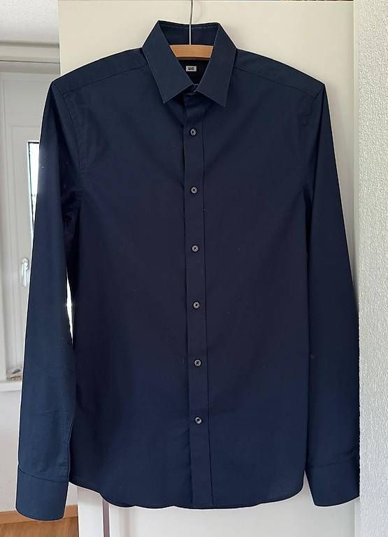 We Camicie: WE_Herren Hemd. Slim & Stretch. Dunkelblau. Gr. XS. – Usato da Zürich venduto da Sunnyflower97