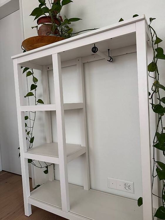 Garderobe Weiss Holz Ikea HEMNES (Gebraucht) in Riehen für CHF 8 – nur Abholung auf Ricardo kaufen