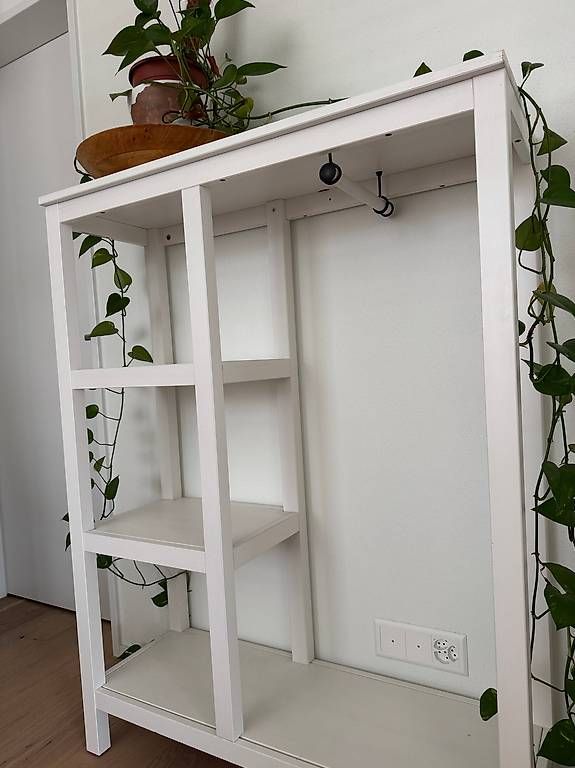 Garderobe Weiss Holz Ikea HEMNES (Gebraucht) in Riehen für CHF 8 – nur Abholung auf Ricardo kaufen