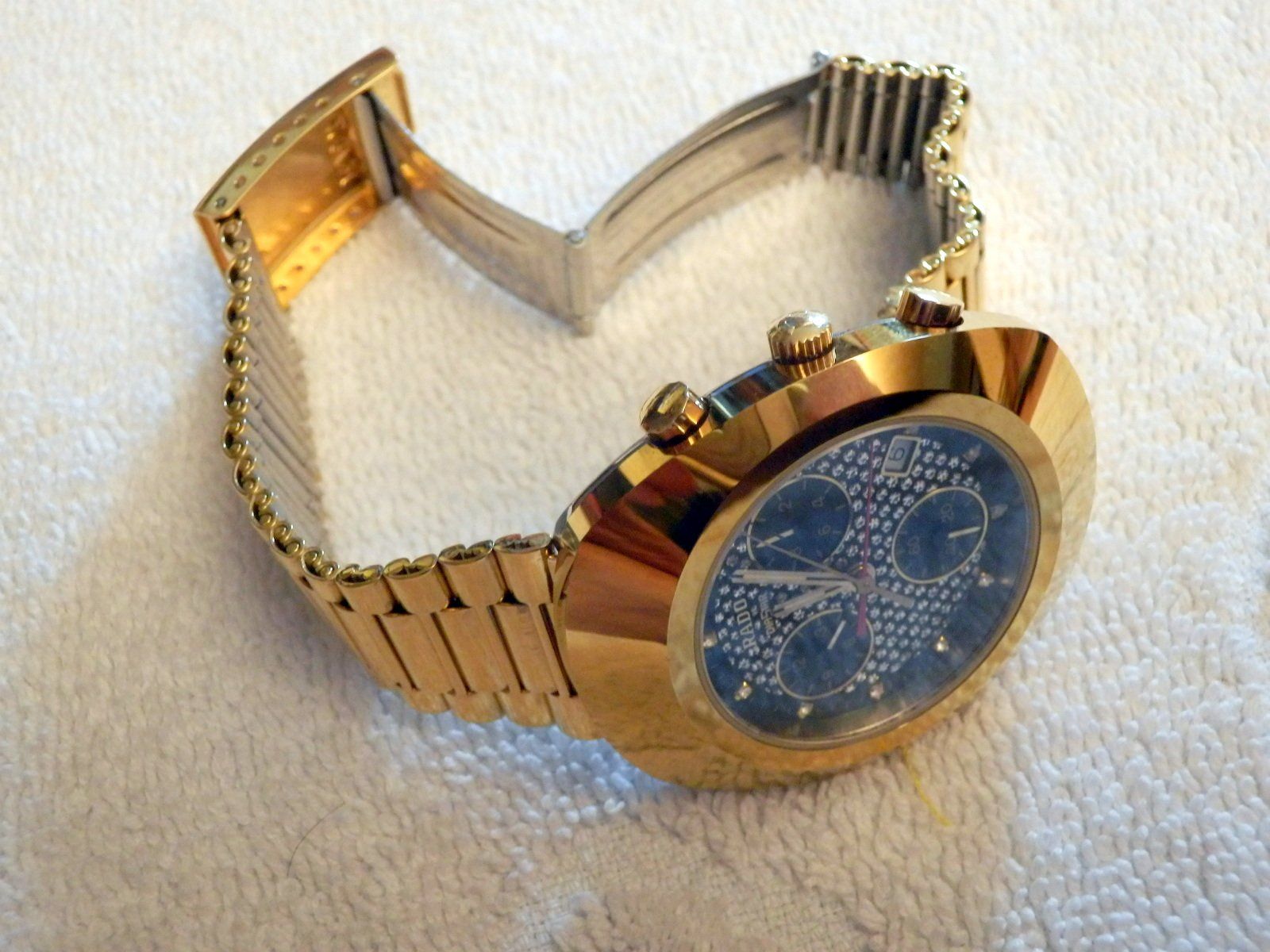 Rado Orologi: Rado Chronograph, Quartz, mit 12 + ca. 140 Diamanten – Usato da Ueberstorf venduto da dinbau 4