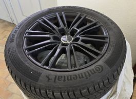 4 Alu Felgen mit Winterreifen 225/55 R17 V XL Winter Contact