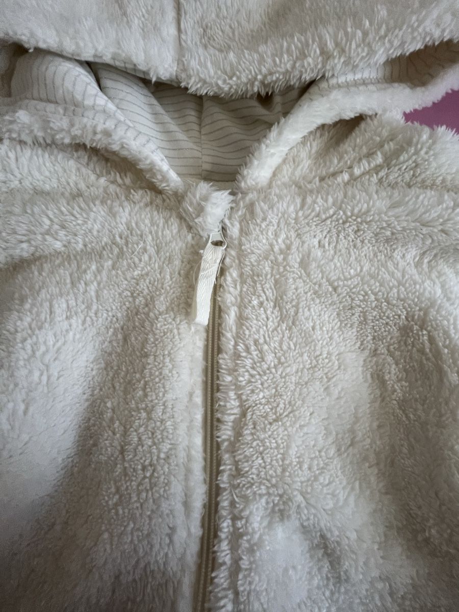 Jacken: weisse Teddy Jacke – Neu (gemäss Beschreibung) aus Fehraltorf von y2kout7 3