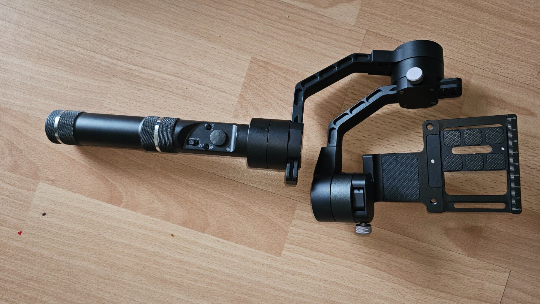 Zhiyun Supporti a parete: Zhiyun Crane V2 Gimbal – Usato da Winterthur venduto da qwerty80 2