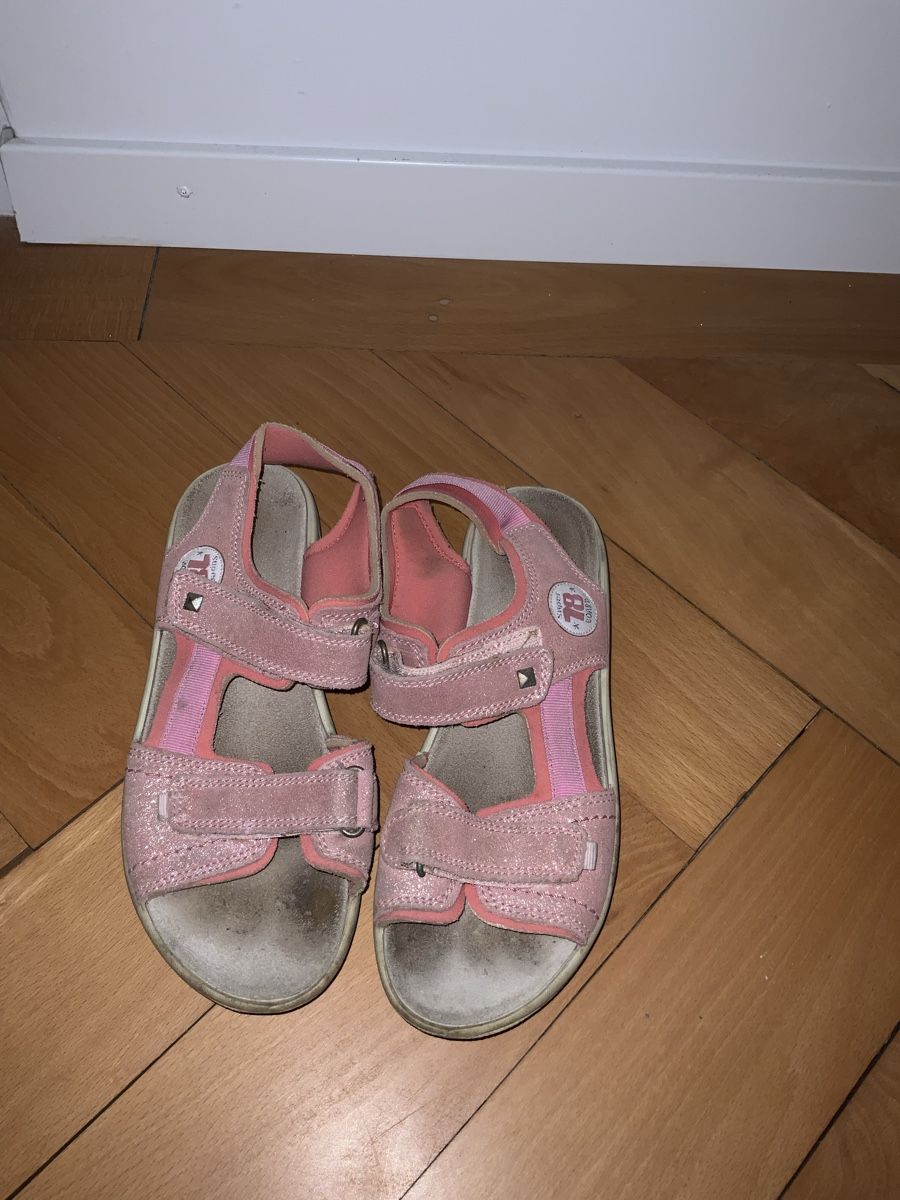 Scarpe per ragazze: Kinder Sandalen, Grösse 37 – Usato da Evilard venduto da mcrider