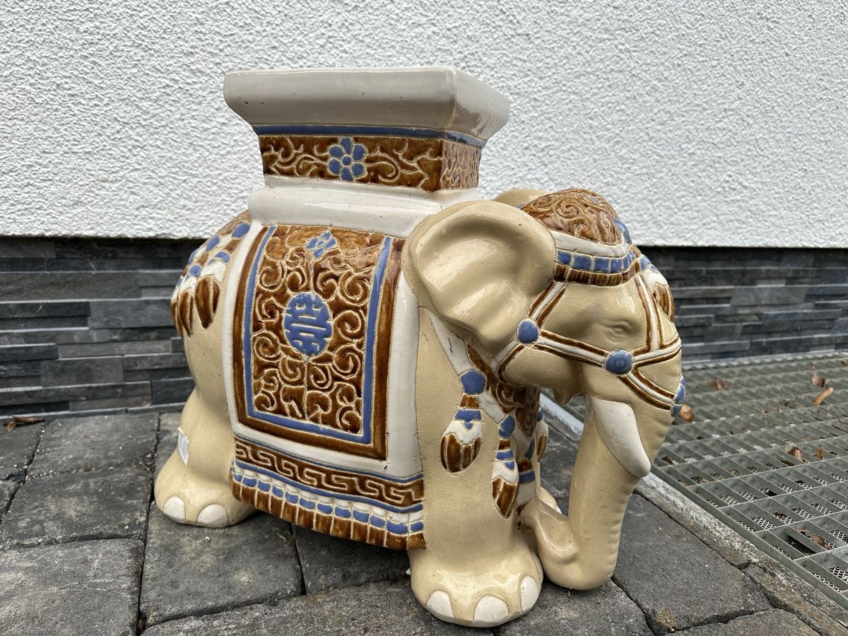 Sculture & Statue: Indischer Elefant aus Keramik 45cm – Usato da Lupsingen venduto da New-Haven