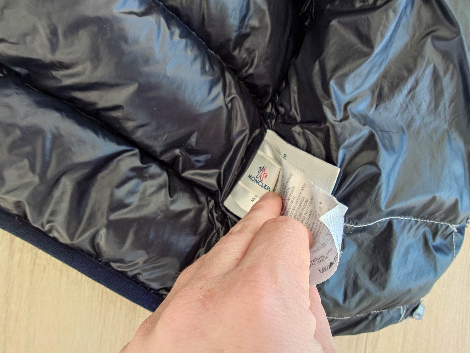 Jacken & Mäntel: Moncler parka jacket for boy 10 years old – Gebraucht aus Epalinges von bracelet123 8