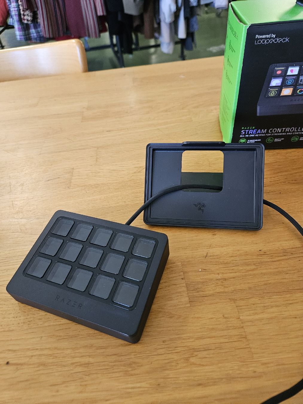 Razer Sistema di controllo: Razer Stream controller X  – Usato da Pratteln venduto da Cartonsducoeur_bl 2
