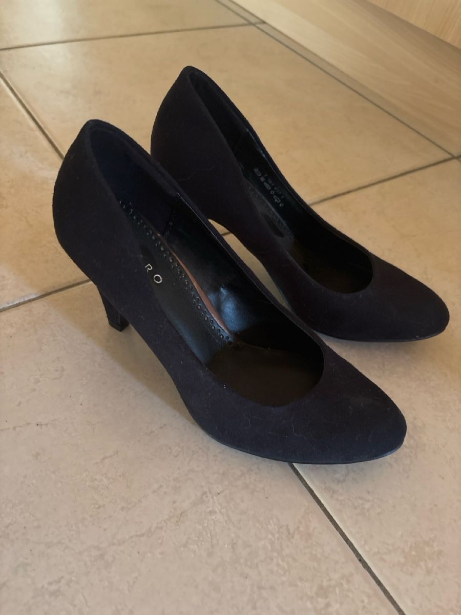 Scarpe da donna: Escarpins noirs Pesaro, taille 36 – Usato da La Chaux-de-Fonds venduto da lea_77ly