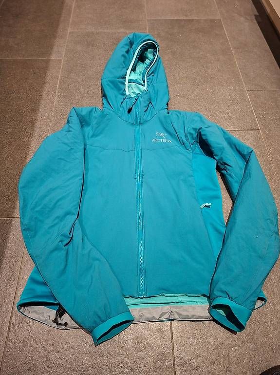 Giacche: Arcteryx Atom xs – Usato da Altdorf UR venduto da edithJ01