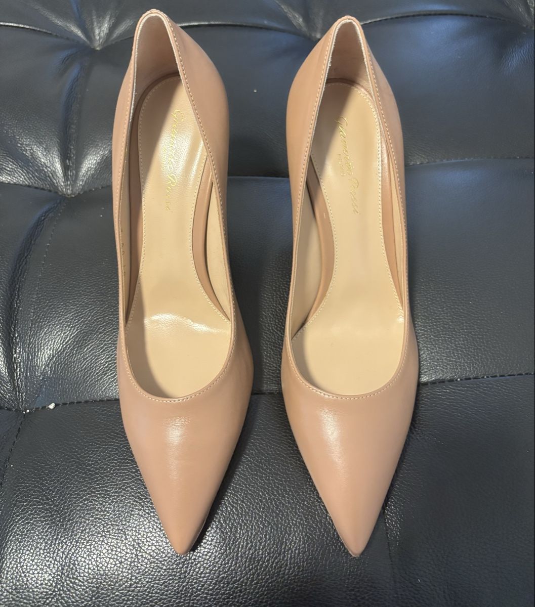 Gianvito Rossi Scarpe da donna: Gianvito Rossi Beige Pumps – Usato da Chur venduto da Cuteclothes7k