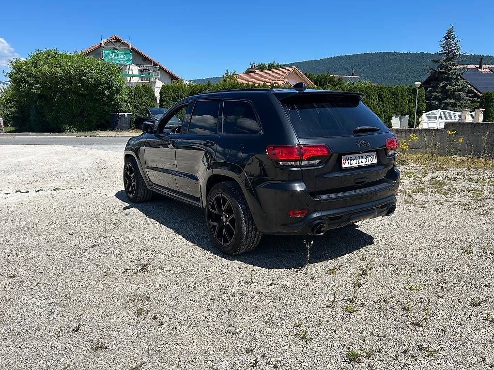 Automobili: Jeep Grand Cherokee Srt8 – Usato da Fontainemelon venduto da Luc-couttet 4
