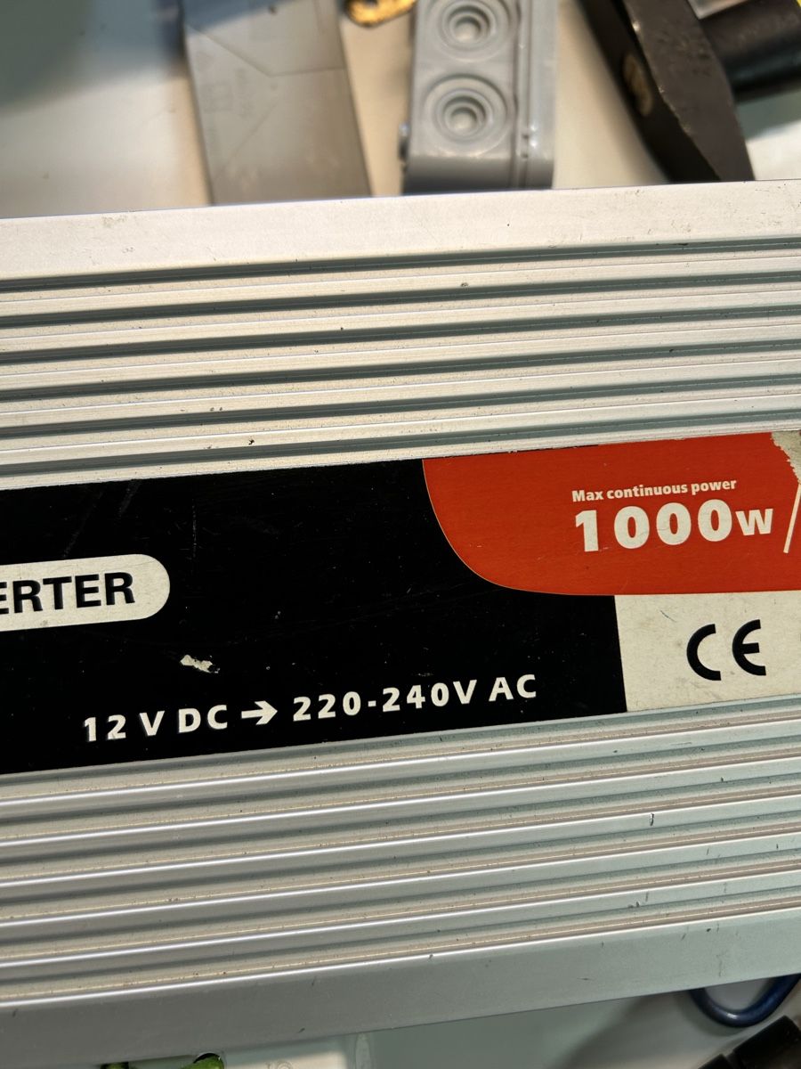 Onduleurs: Power Inverter 100O Watt – D'occasion à Rorschach par Scout 4