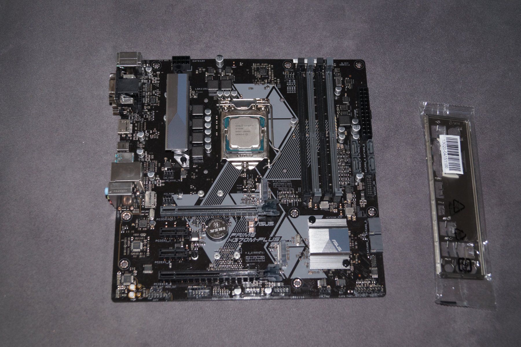 Asus Prime H370M-Plus ** inkl. CPU i5 8400 ** (Gebraucht) in Jona