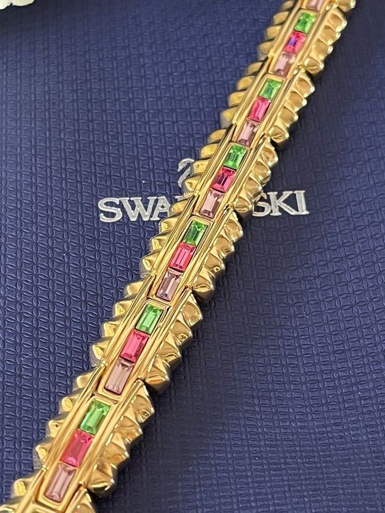 Swarovski Armbänder & -reifen: Swarovski plaquer bracelet doré strass multicolore🎁💎✨ – Gebraucht aus Monthey von 187-zeroo 1