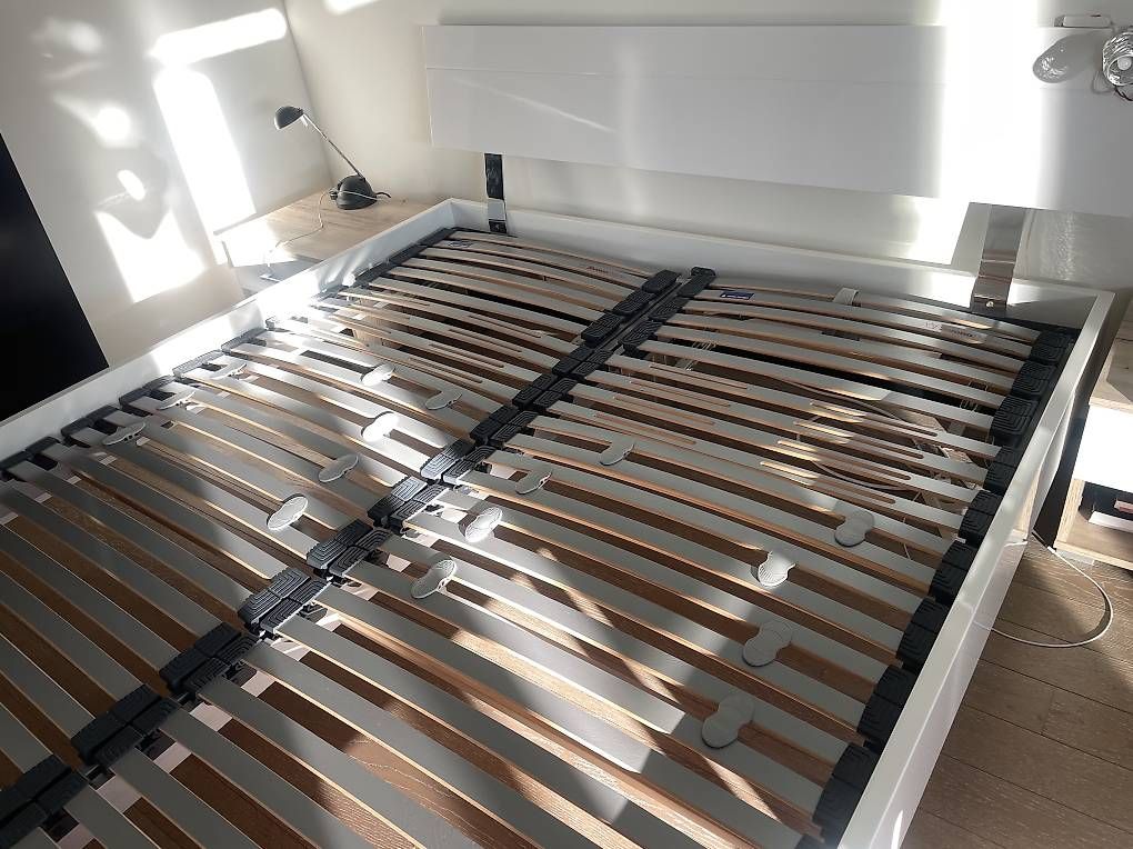 Letti: Bett weiss von Möbelhaus – Usato da Winterthur venduto da Sector8 2