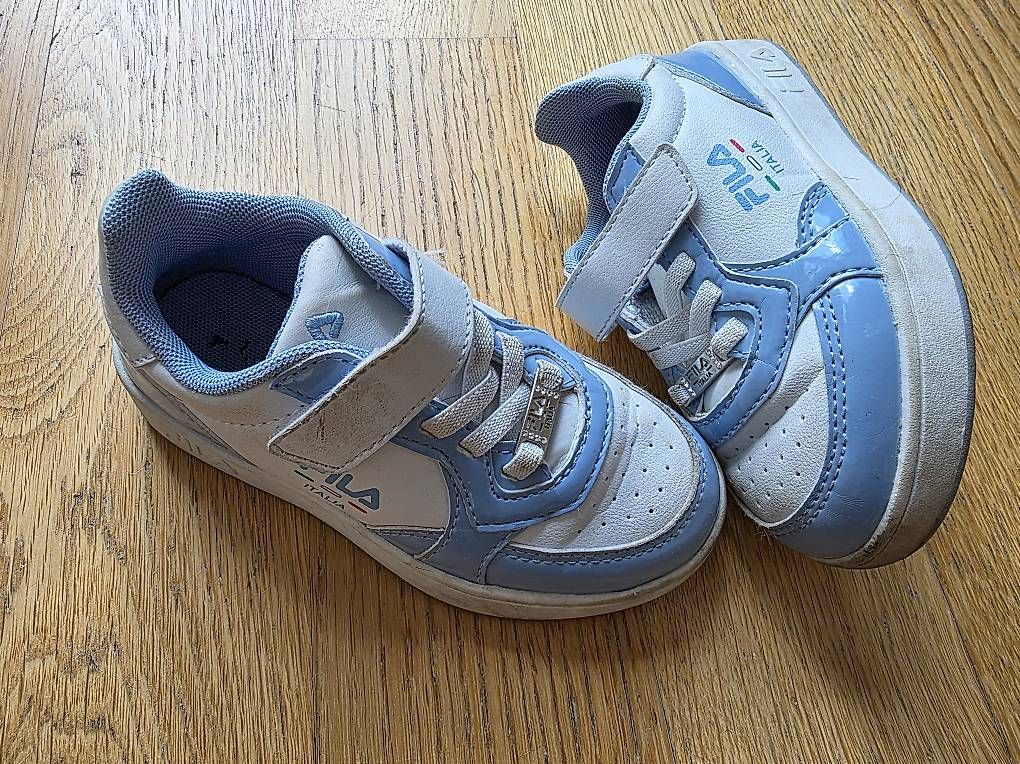 Scarpe per ragazzi: Chaussures enfants  – Usato da Epalinges venduto da Cindy_F91 3