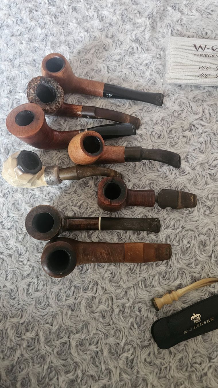 Stanwell Pipe & Accessori: 8 pipes différente marque + support + WO Larsen – Usato da Etoy venduto da angi020 2