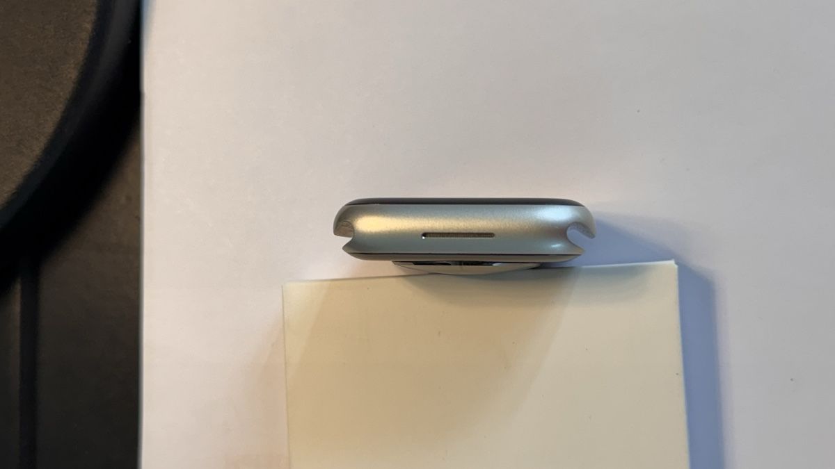 Apple Smartwatch: Apple Watch Series 7 45mm – Usato da Bern venduto da liv_f5lq 4
