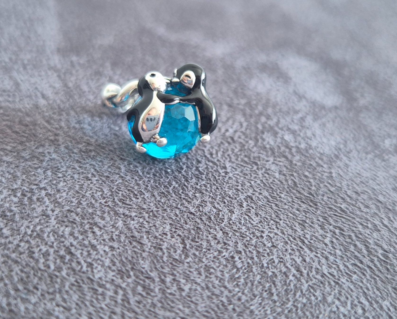 Ciondoli: Silber Charm Pinguine +Garantie – Nuovo (secondo la descrizione) da Rotkreuz venduto da Carbone_Bijou-Shop