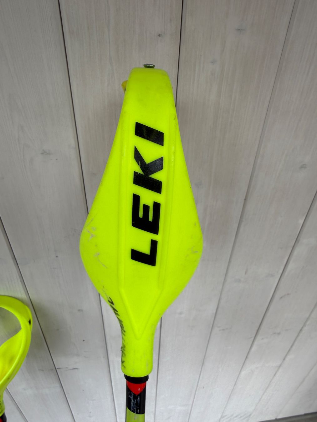 Leki Bastoncini da sci: Leki Kinder Slalom Ski-Stöcke – Usato da WALCHWIL venduto da msp_jvh8 1