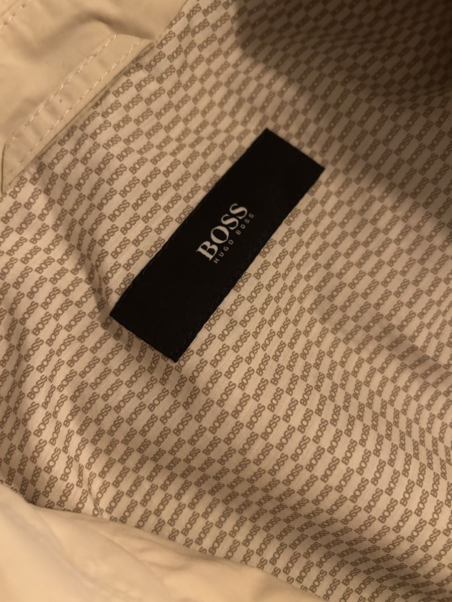 Hugo Boss Cappotti: Mantel Hugo Boss – Usato da Fahrweid venduto da Mara36