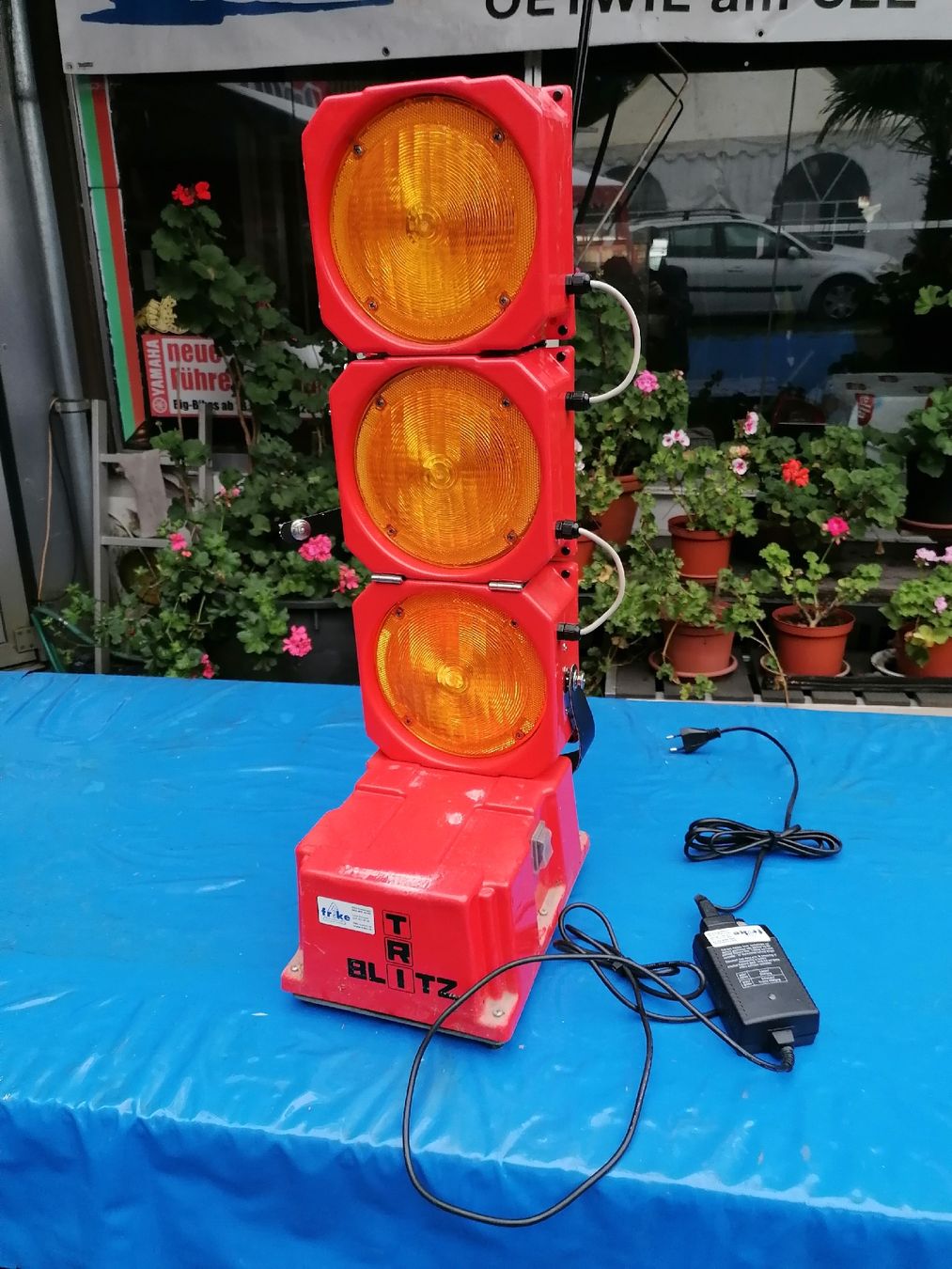 Lampade: Blink - Warnlampe netzunabhängig / Batterie – Usato da Oetwil am See venduto da Avenger07 1