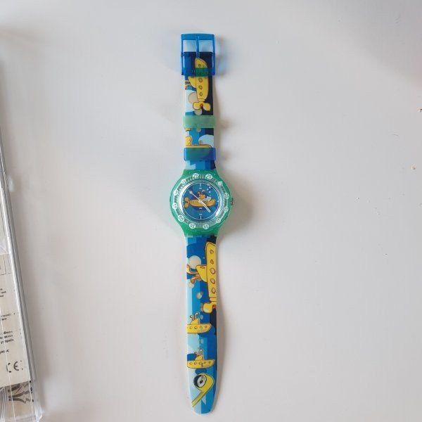 Swatch Orologi: Swatch Scuba 200 YELLOW SUB / NEU & Originalverpackt – Nuovo e nell'imballaggio originale da Wil SG venduto da Drop4 7