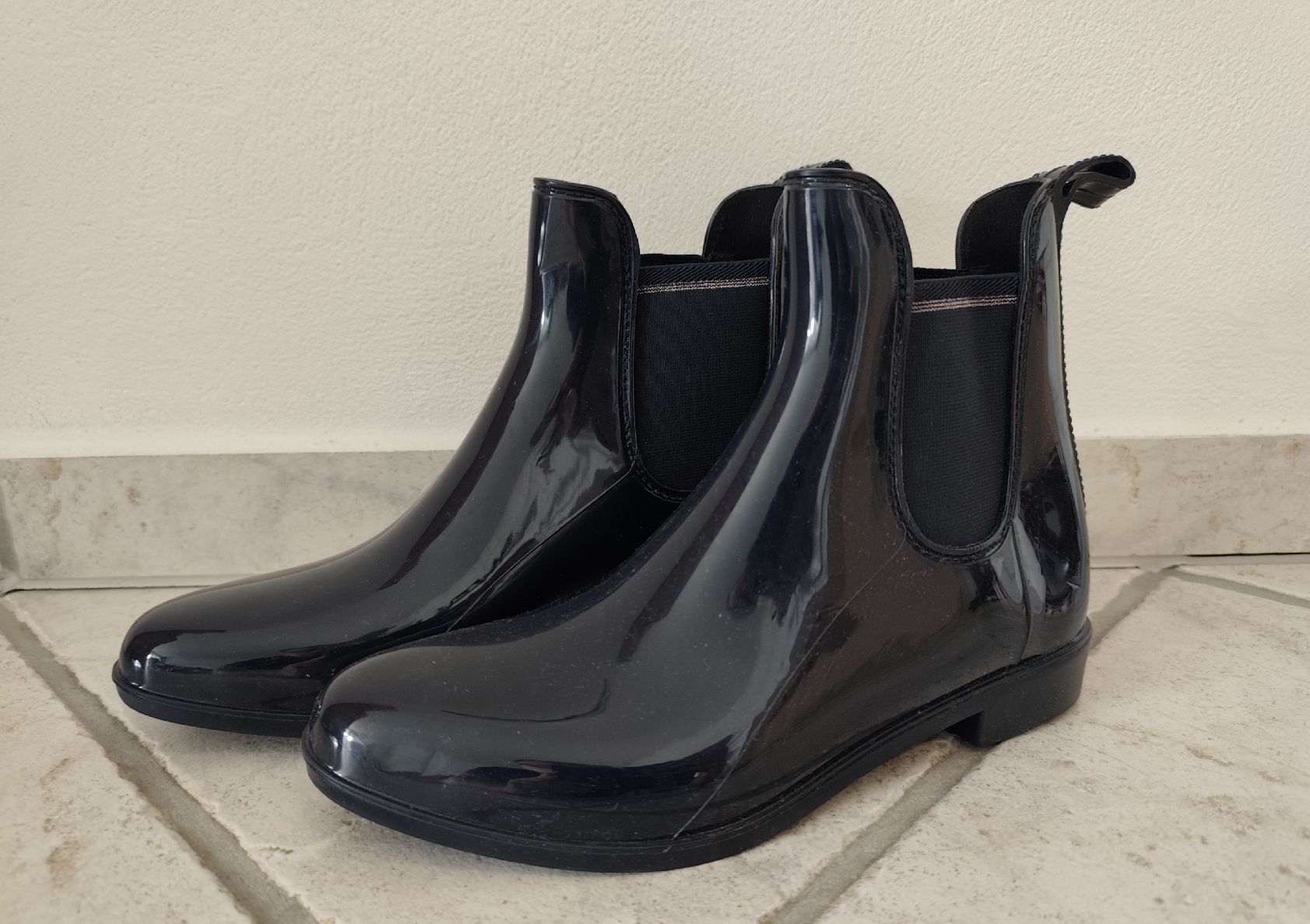 Scarpe da donna: Gummistiefel  – Usato da Chur venduto da Rodanisa