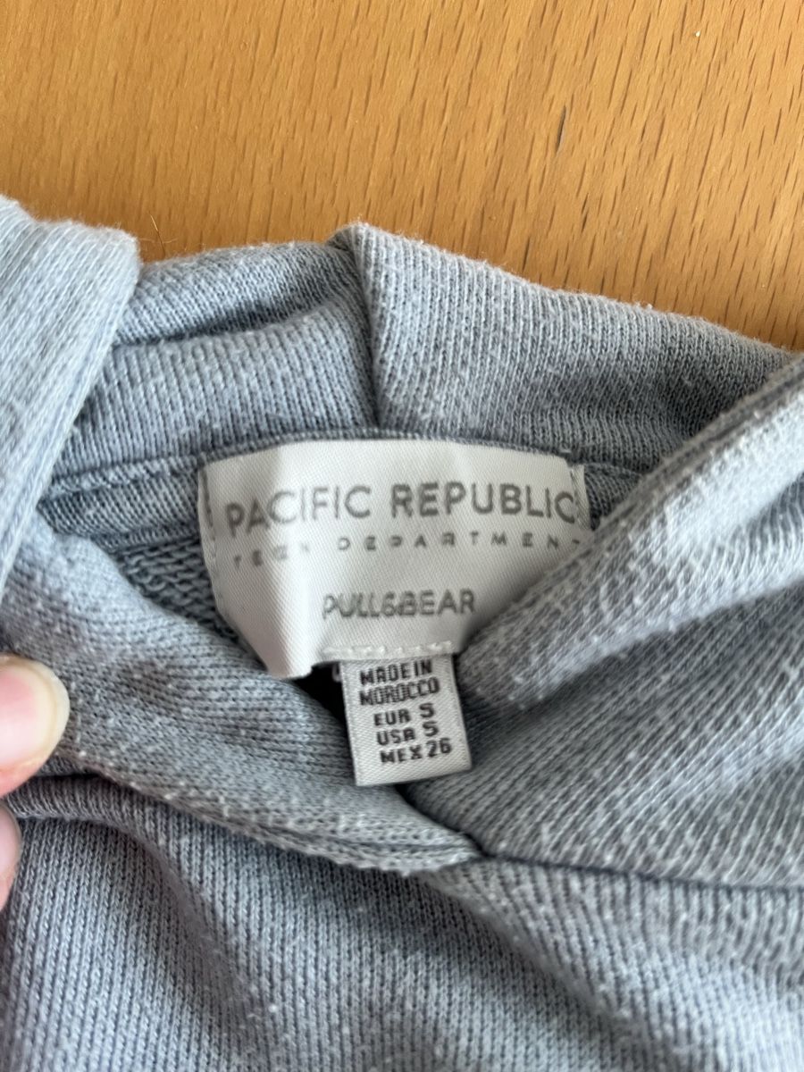 Pull&Bear Maglioni & Felpe: Kapuzenpullover Gr. S – Usato da Zunzgen venduto da Snoops 4