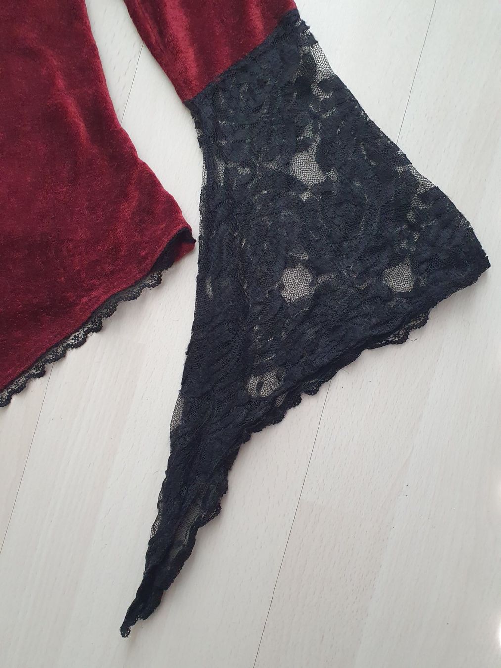 Camicette: Gothic Samtbluse Gr S "BARES" – Usato da Münsingen venduto da BlackTears-3 3