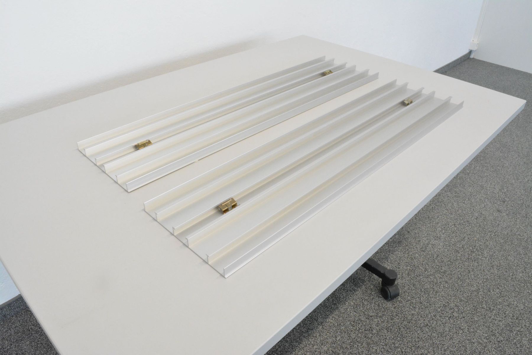 Regale: Denz D3 Alu-Abdeckungen 800mm – Gebraucht aus Schönenwerd von mcofficeshop 1