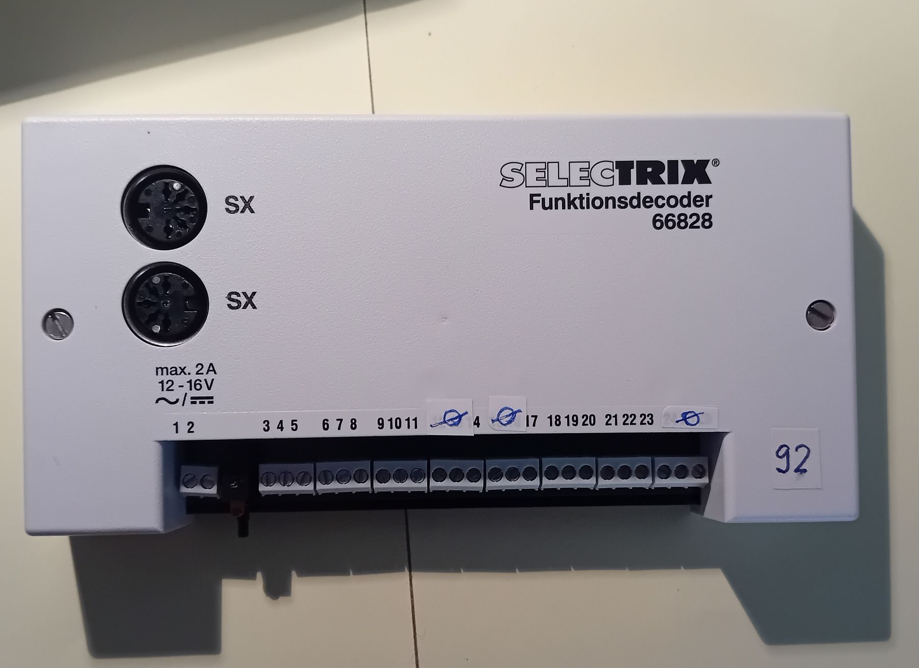 Trix Modellini di ferrovie: Funktionsdecoder SELECTRIX 66828 Décodeur de Fonction – Usato da Orbe venduto da Papounet04 3