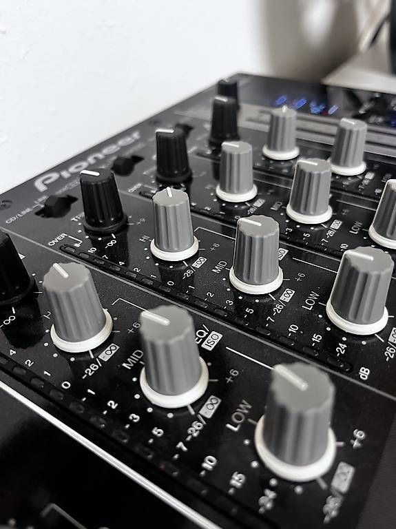 Console di mixaggio: Verkaufe Pioneer DJM 750  – Usato da Chur venduto da mic_fj22 1
