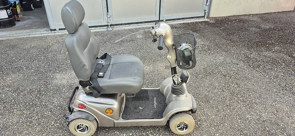 Veicoli elettrici: Senioren Mobil – Difettoso da Biberist venduto da Thom0815