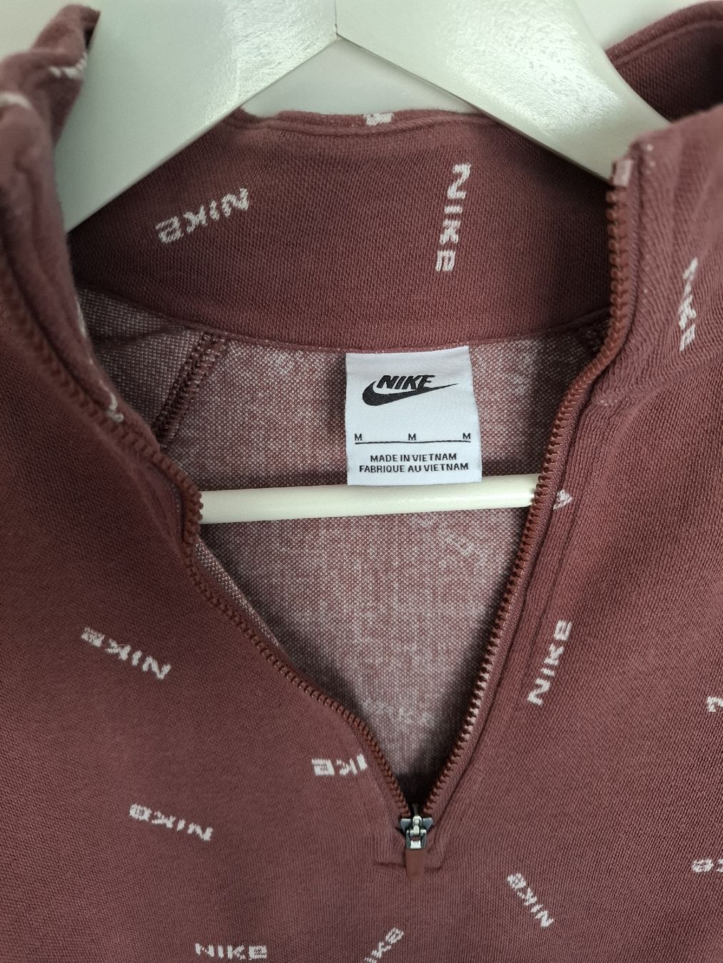 Nike Maglioni & Felpe: Nike Sportswear LOGO - Strickpullover Gr.M – Nuovo (secondo la descrizione) da Winterthur venduto da -.S.B.- 2