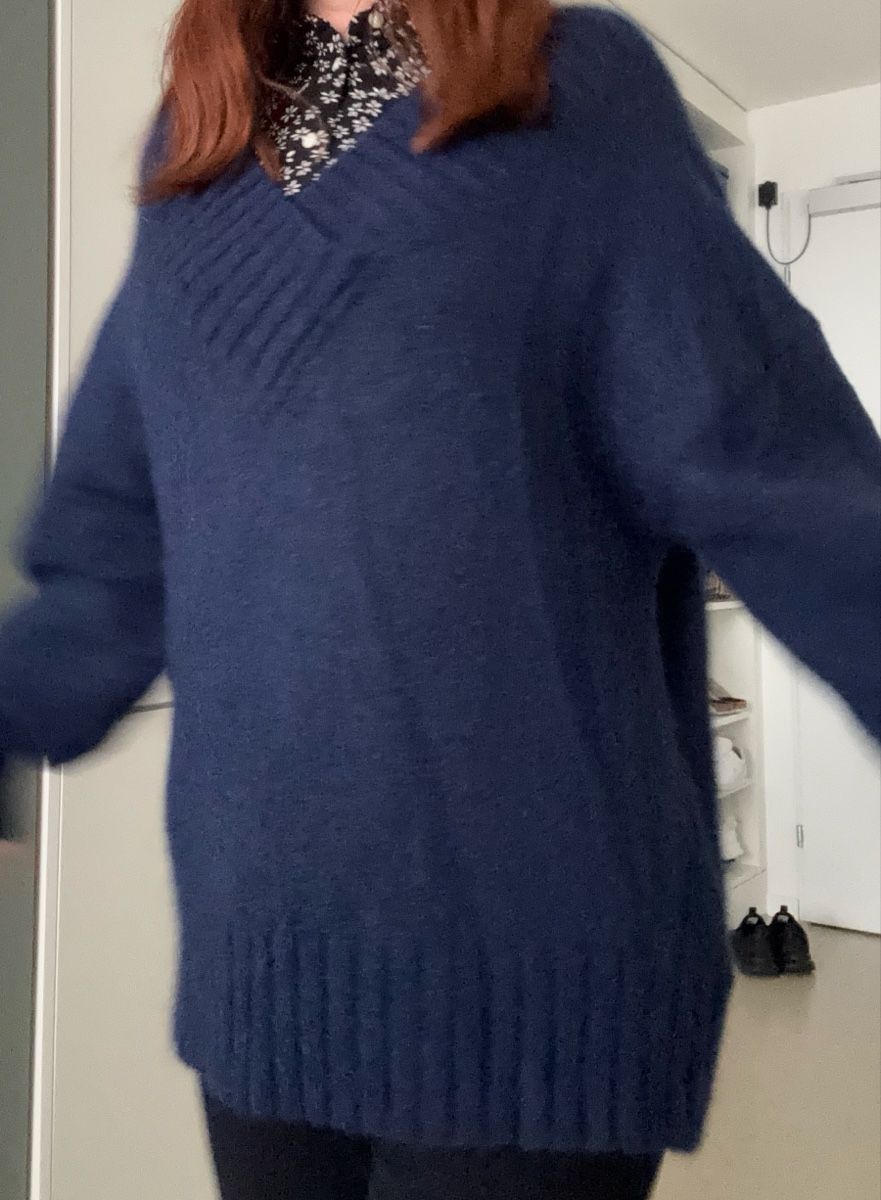 H&M Maglioni & Felpe: Oversize Pullover Gr. M, sehr groß geschnitten – Usato da Rheinfelden venduto da Jeva-Anna 3