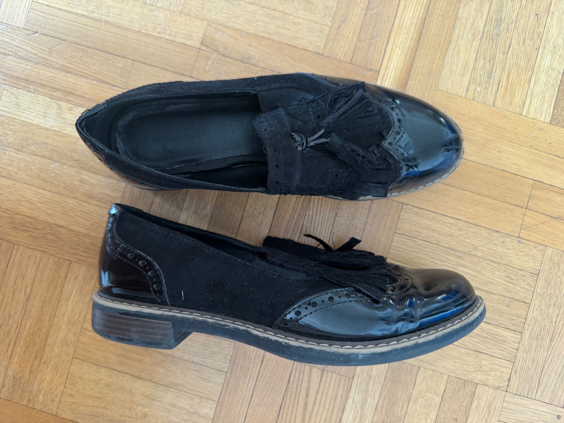Damenschuhe: Mocassin noir classique – Gebraucht aus Montreux von Iza_81199 1